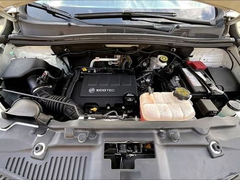 Used 2019 Buick Encore Sport Touring image 20