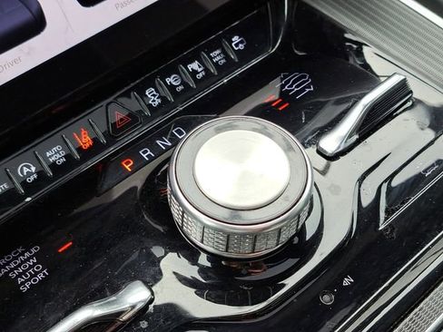 Used 2024 Jeep Grand Wagoneer L Series II w/ Quick Order Packagew 28T image 19