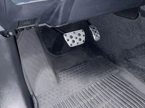 Certified 2025 Toyota Tacoma TRD Sport AWD/4WD image 39