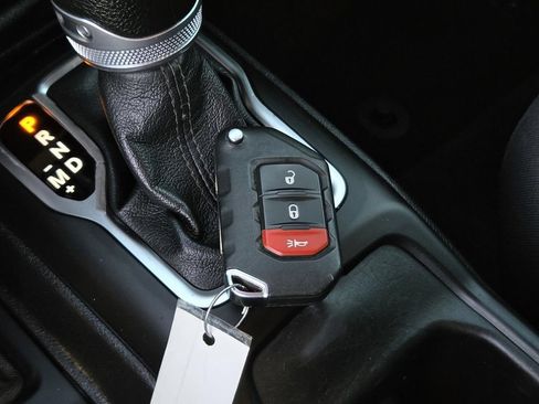 Used 2020 Jeep Wrangler Unlimited Sport S AWD/4WD image 34