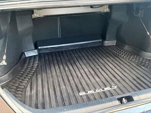 Certified 2018 Toyota Camry XLE image 23