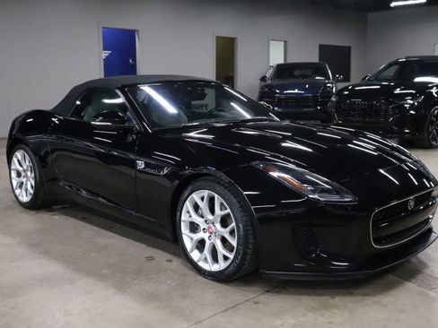 Used 2019 Jaguar F-TYPE Convertible image 13