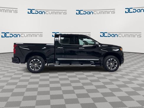 New 2026 Chevrolet Silverado 1500 High Country w/ Technology Package AWD/4WD image 9