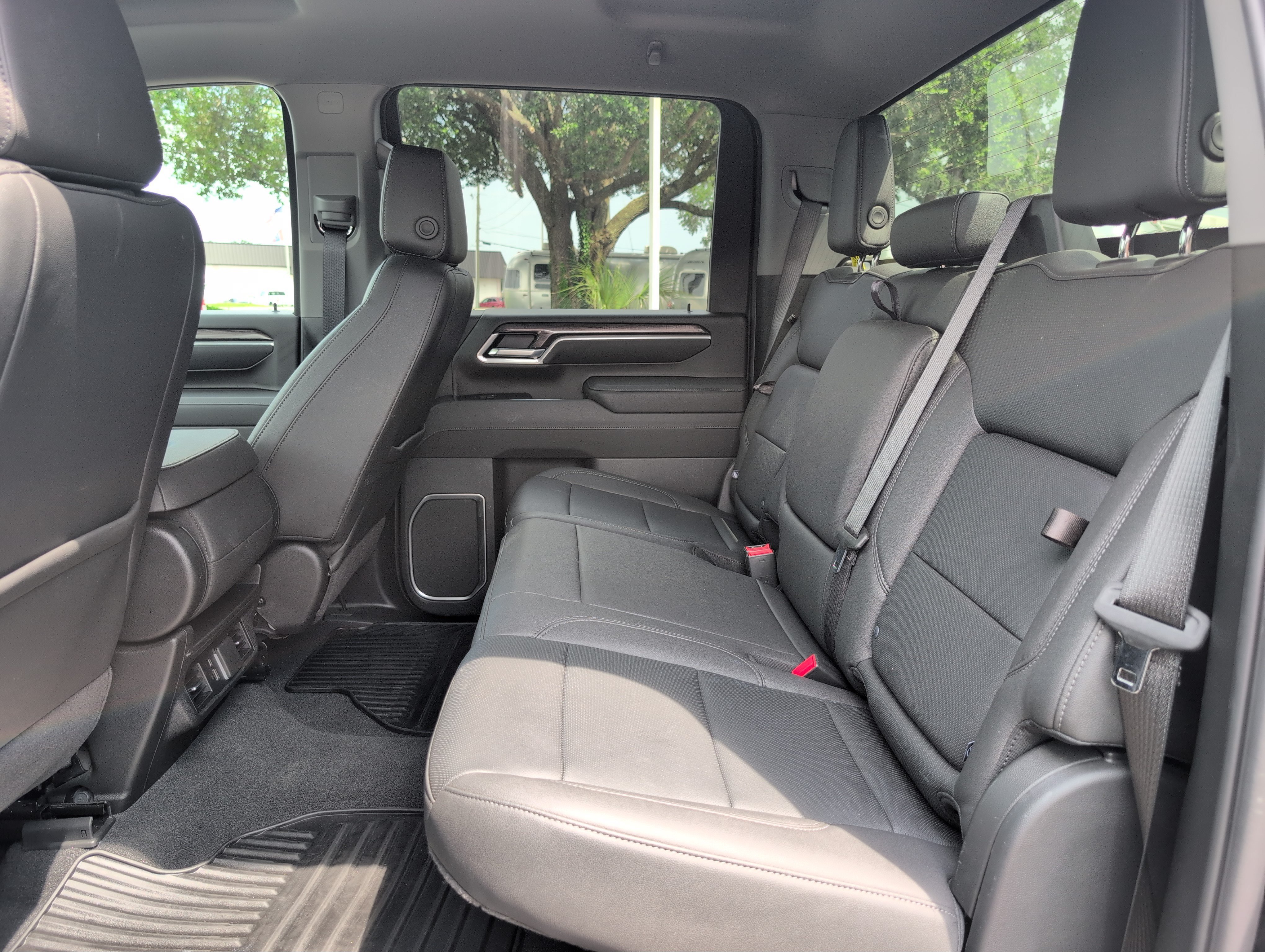 Used 2026 Chevrolet Silverado 2500 LTZ AWD/4WD image 32