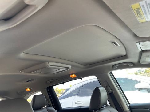 Used 2015 Honda Odyssey EX-L image 10