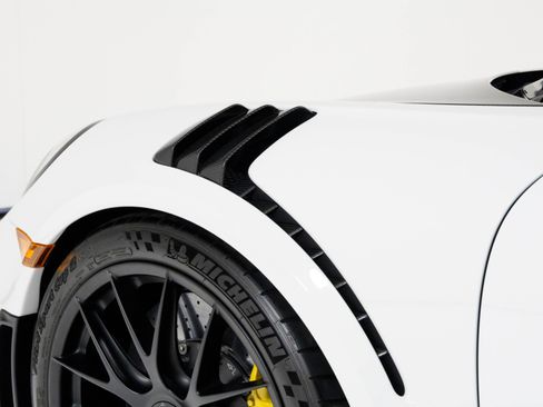 Used 2018 Porsche 911 GT2 RS image 63
