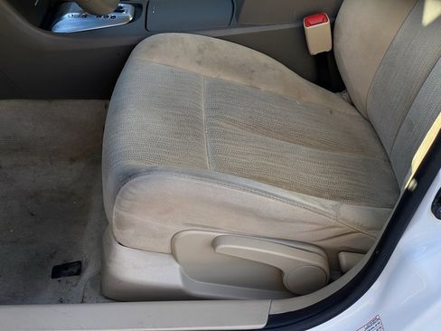 Used 2011 Nissan Altima 2.5 S w/ Special Edition Pkg image 10