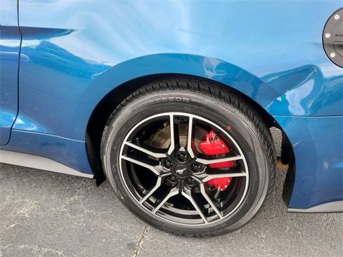 Used 2018 Ford Mustang Premium w/ Equipment Group 201A image 12