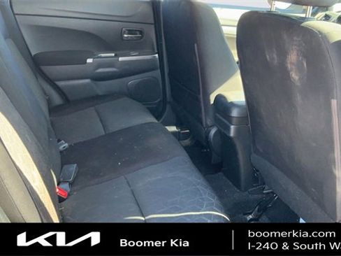 Used 2021 Mitsubishi Outlander Sport SE image 12