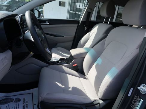 Used 2019 Hyundai Tucson SE AWD/4WD image 5
