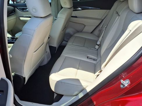 Used 2022 Buick Envision Essence w/ Safety Package FWD image 21