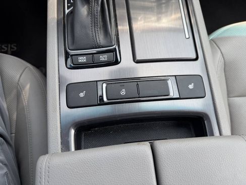 Used 2019 Genesis G80 3.8 AWD/4WD image 11