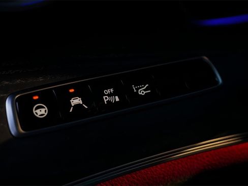 Used 2020 Mercedes-Benz AMG GT 53 w/ Driver Assistance Package image 32