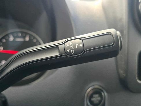 Used 2025 Mercedes-Benz Sprinter 2500 image 39