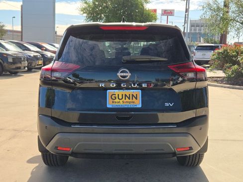 Certified 2023 Nissan Rogue SV image 4