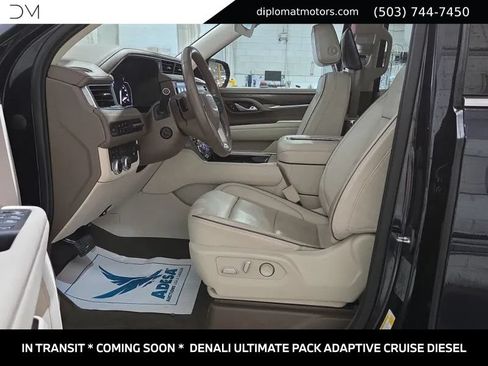 Used 2021 GMC Yukon Denali w/ Denali Ultimate Package AWD/4WD image 8