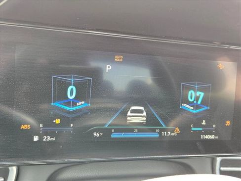 Used 2021 Hyundai Elantra Limited FWD image 11