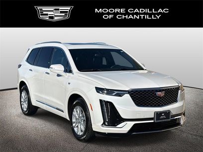 New 2025 Cadillac XT6 Luxury