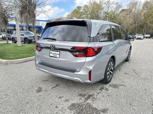 New 2026 Honda Odyssey EX-L image 6