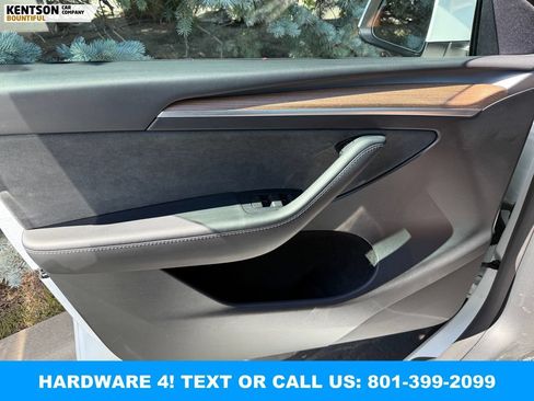 Used 2023 Tesla Model Y Long Range AWD/4WD image 15