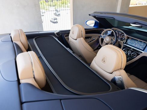 Used 2020 Bentley Continental GT V8 AWD/4WD image 59