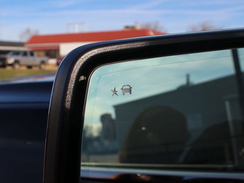 New 2026 GMC Sierra 1500 SLT w/ SLT Premium Plus Package image 3