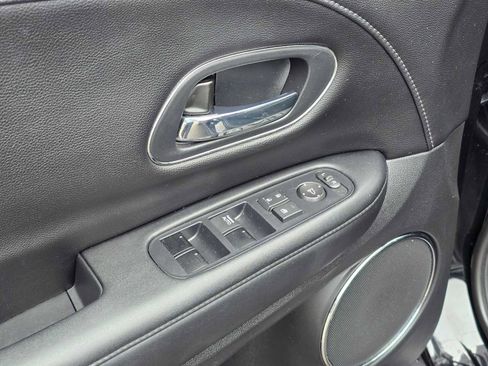 Used 2017 Honda HR-V EX-L image 22