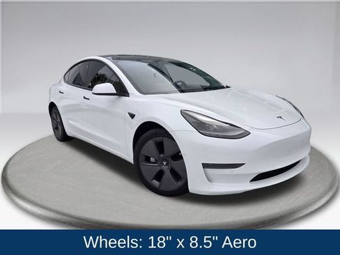 Used 2021 Tesla Model 3 Standard Range Plus RWD image 2
