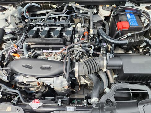 Certified 2024 Honda Civic EX-L image 18