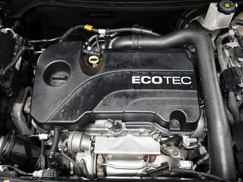 Used 2020 GMC Terrain SLE FWD image 34
