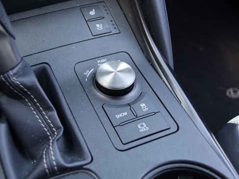 Used 2025 Lexus IS 350 F Sport RWD image 30