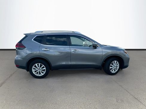 Used 2020 Nissan Rogue SV FWD image 8