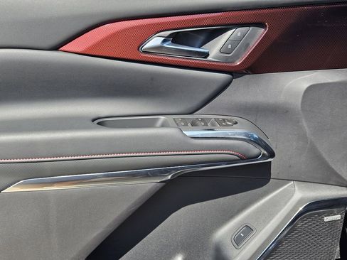 New 2026 Chevrolet Traverse Z71 w/ Driver Confidence Package image 17