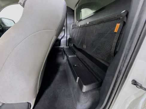 Used 2022 Toyota Tacoma SR image 24