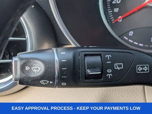 Used 2019 Mercedes-Benz GLC 300 4MATIC w/ Premium Package image 33