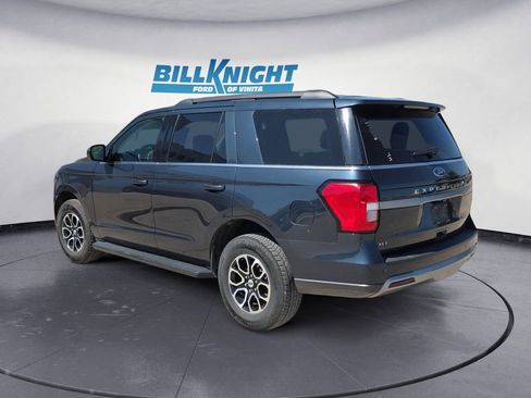 Used 2024 Ford Expedition XLT RWD image 3