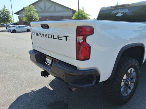 Used 2025 Chevrolet Silverado 2500 Custom w/ Custom Value Package AWD/4WD image 16