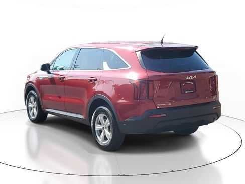 Certified 2023 Kia Sorento LX AWD/4WD image 3