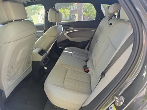 Used 2024 Audi Q8 e-tron Premium w/ Prestige Package AWD/4WD image 7