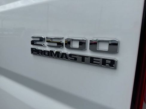 Used 2025 RAM ProMaster 2500 w/ Safety Group FWD image 10