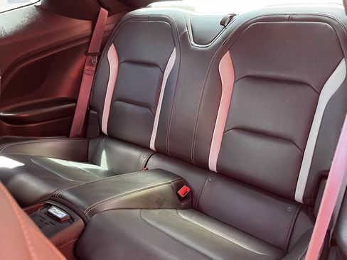 Used 2016 Chevrolet Camaro LT RWD image 8