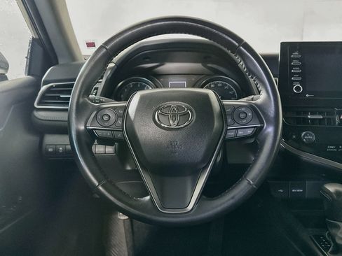 Used 2024 Toyota Camry SE FWD image 17