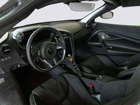 New 2026 McLaren 750S image 21