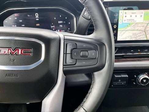 Used 2025 GMC Sierra 1500 SLT AWD/4WD image 23