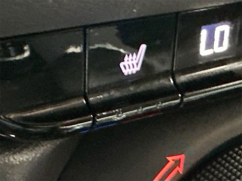 Used 2024 Chevrolet Blazer LT w/ Sound & Technology Package image 21