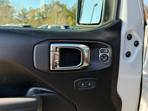 New 2026 Jeep Wrangler Unlimited Rubicon w/ Safety Group AWD/4WD image 15