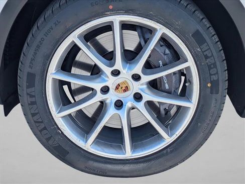 Used 2021 Porsche Cayenne AWD/4WD image 26