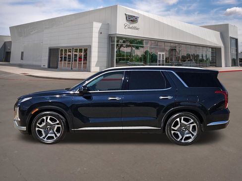 Used 2023 Hyundai Palisade Limited w/ Cargo Package AWD/4WD image 3