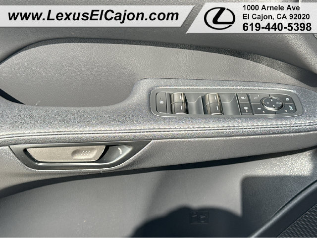 Used 2025 Lexus RX 350 Premium w/ Accessory Package (Z1) FWD image 28