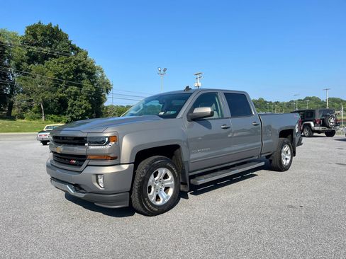 Used 2017 Chevrolet Silverado 1500 LT w/ All Star Edition AWD/4WD image 30